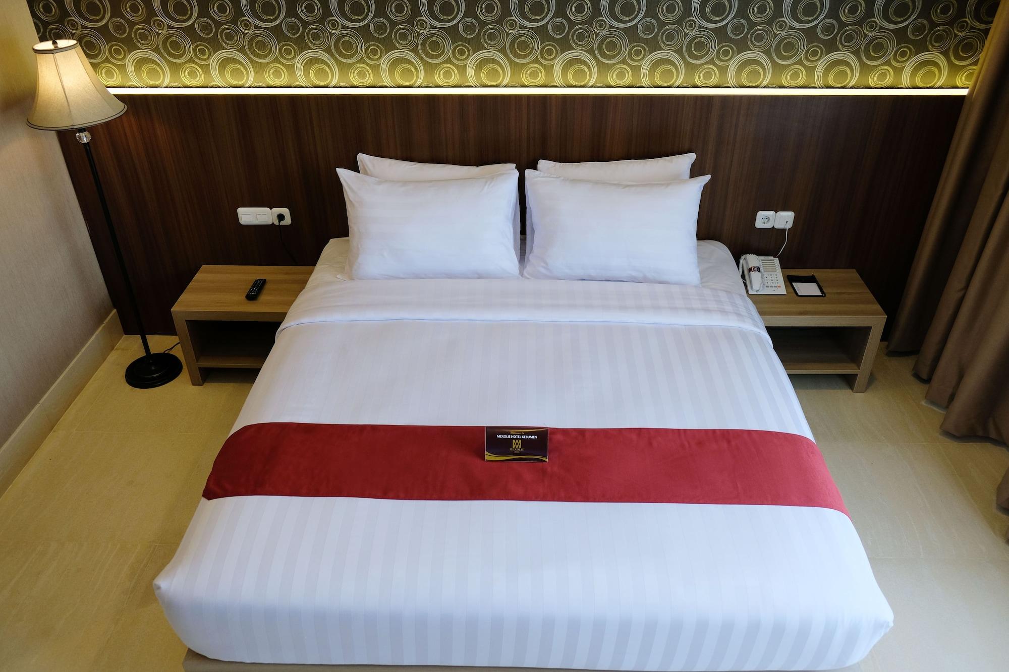 Mexolie Hotel Kebumen Eksteriør bilde