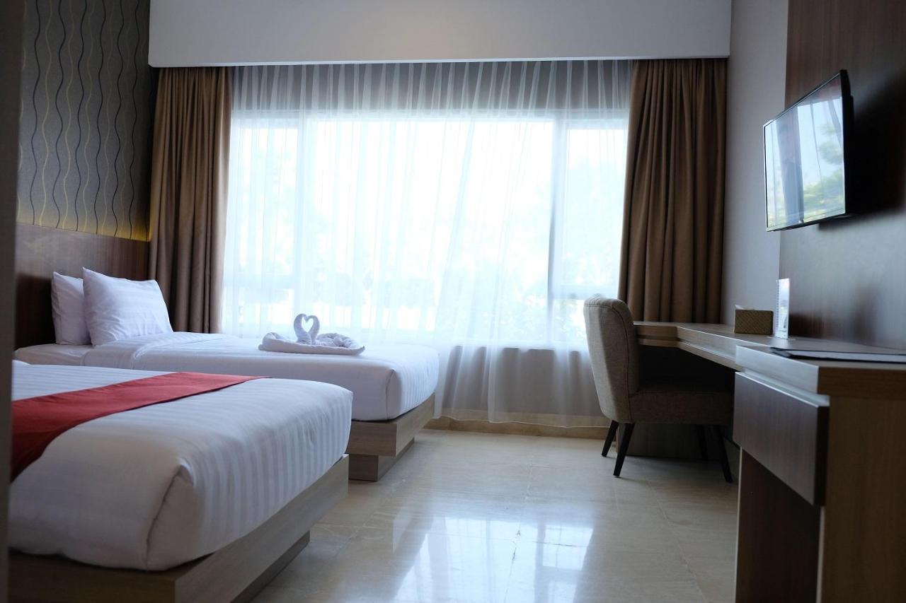 Mexolie Hotel Kebumen Eksteriør bilde