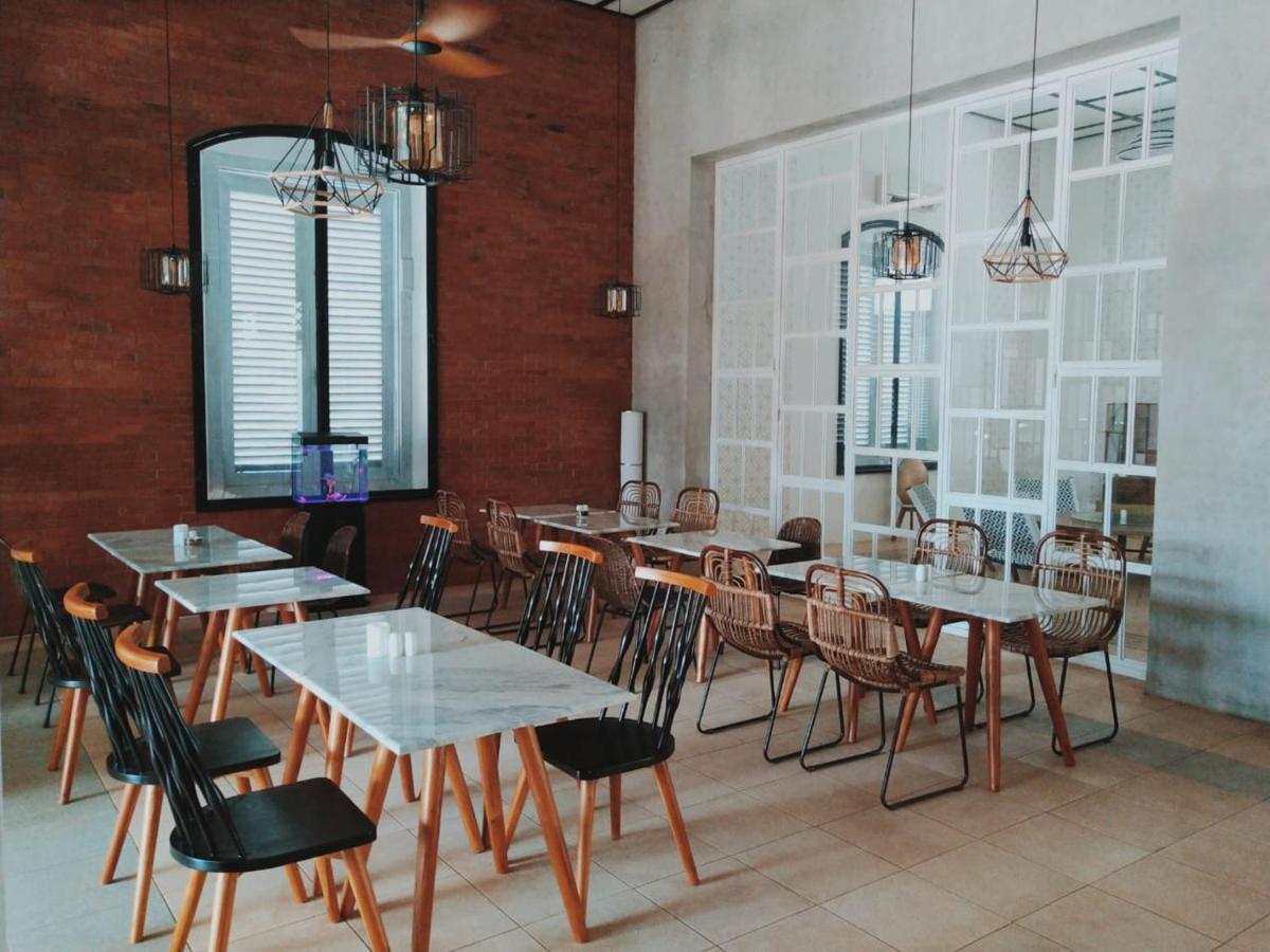 Mexolie Hotel Kebumen Eksteriør bilde